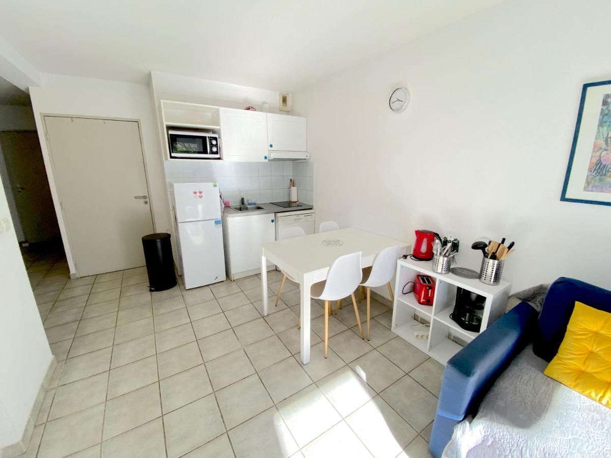Appartement Avec Piscine A 5Min De La Plage Sanary-sur-Mer Luaran gambar