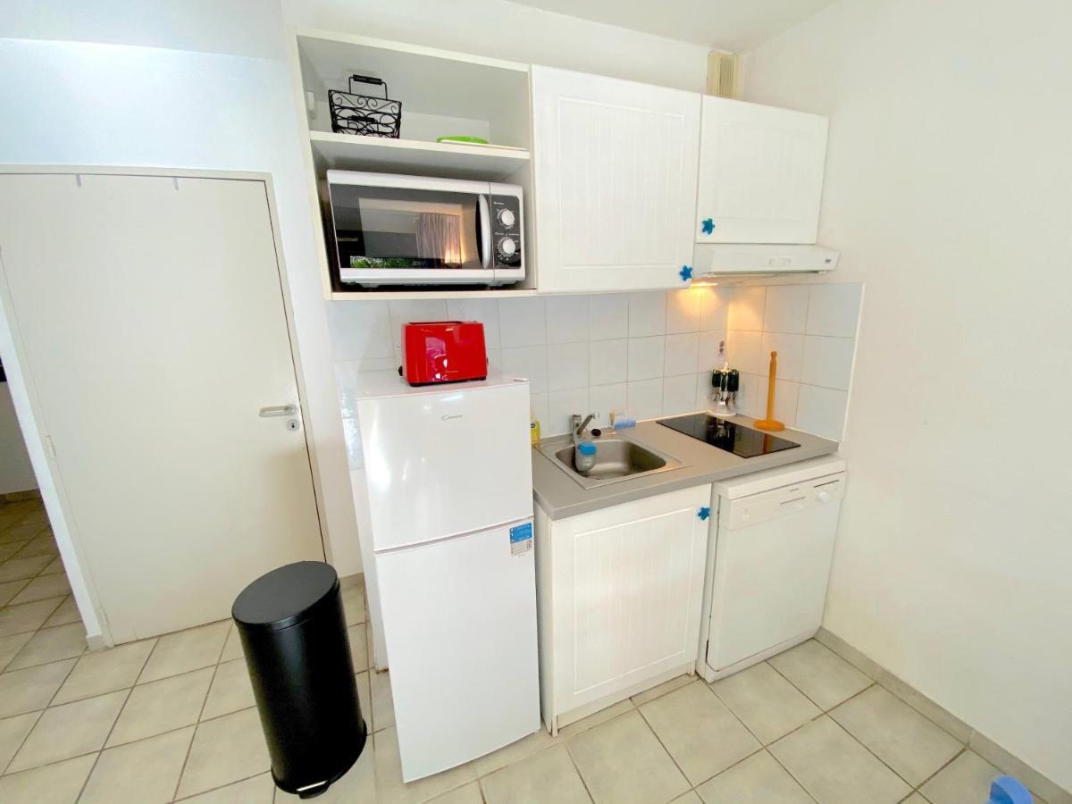 Appartement Avec Piscine A 5Min De La Plage Sanary-sur-Mer Luaran gambar