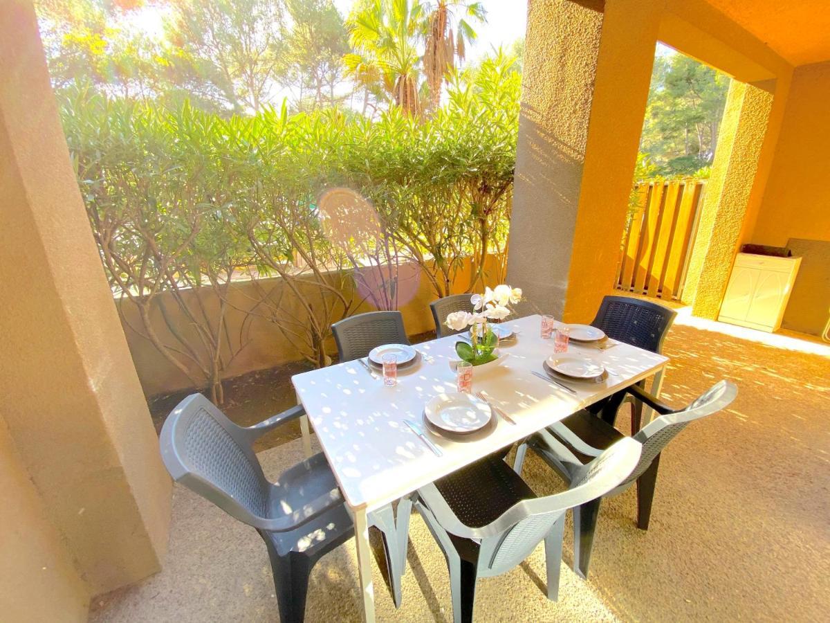 Appartement Avec Piscine A 5Min De La Plage Sanary-sur-Mer Luaran gambar